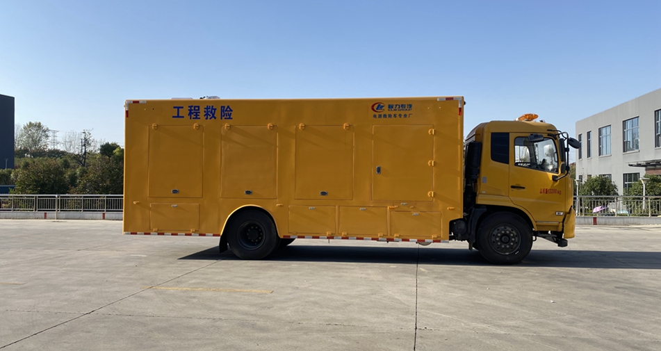 东风天锦4000方排水车（便携）